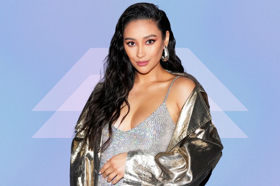 Pregnant Shay Mitchell at Watch What Happens Live With Andy Cohen March 2022