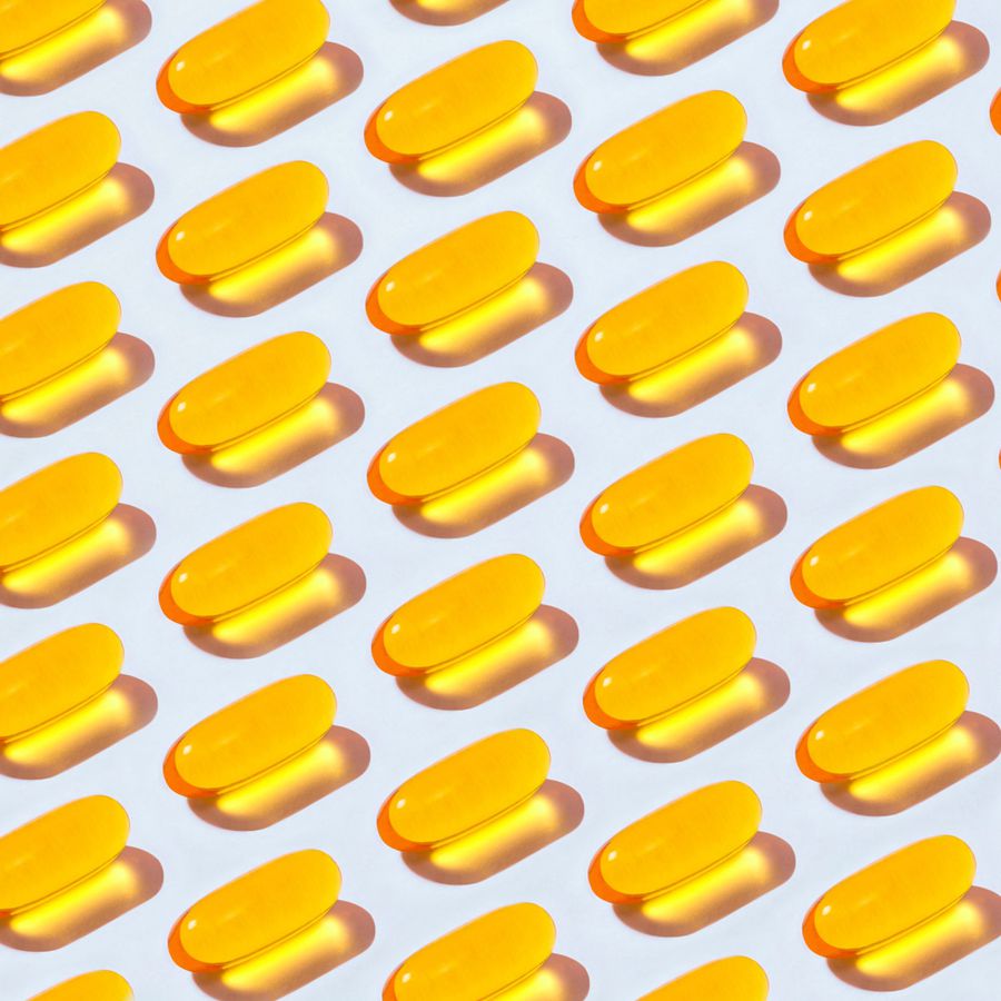 Yellow_Vitamin_D_Capsules_Lined_Up