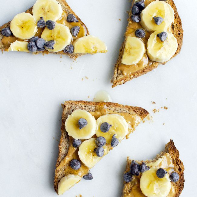 banana-toast-vegan-breakfast-idea