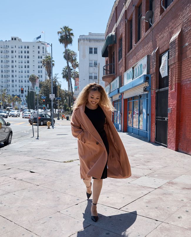 LaRayia_Gaston_walking-streets-LA