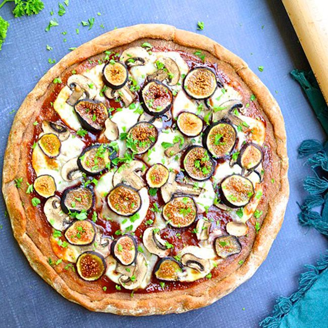 Fig and Mushroom Barbecue Pizza
