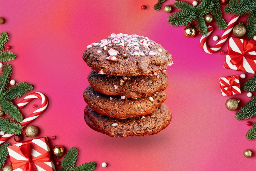 Chocolate-Peppermint-Cookies-AdobeStock_470652004