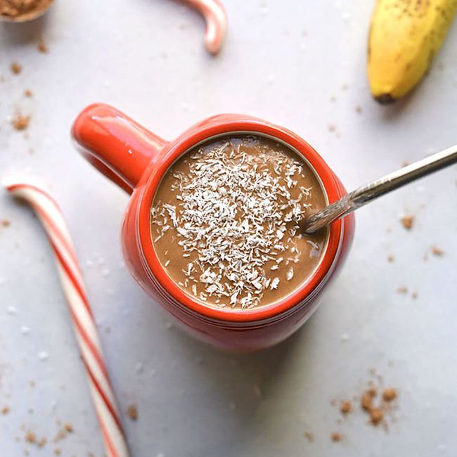 HEALTHY HOT CHOCOLATE SMOOTHIE